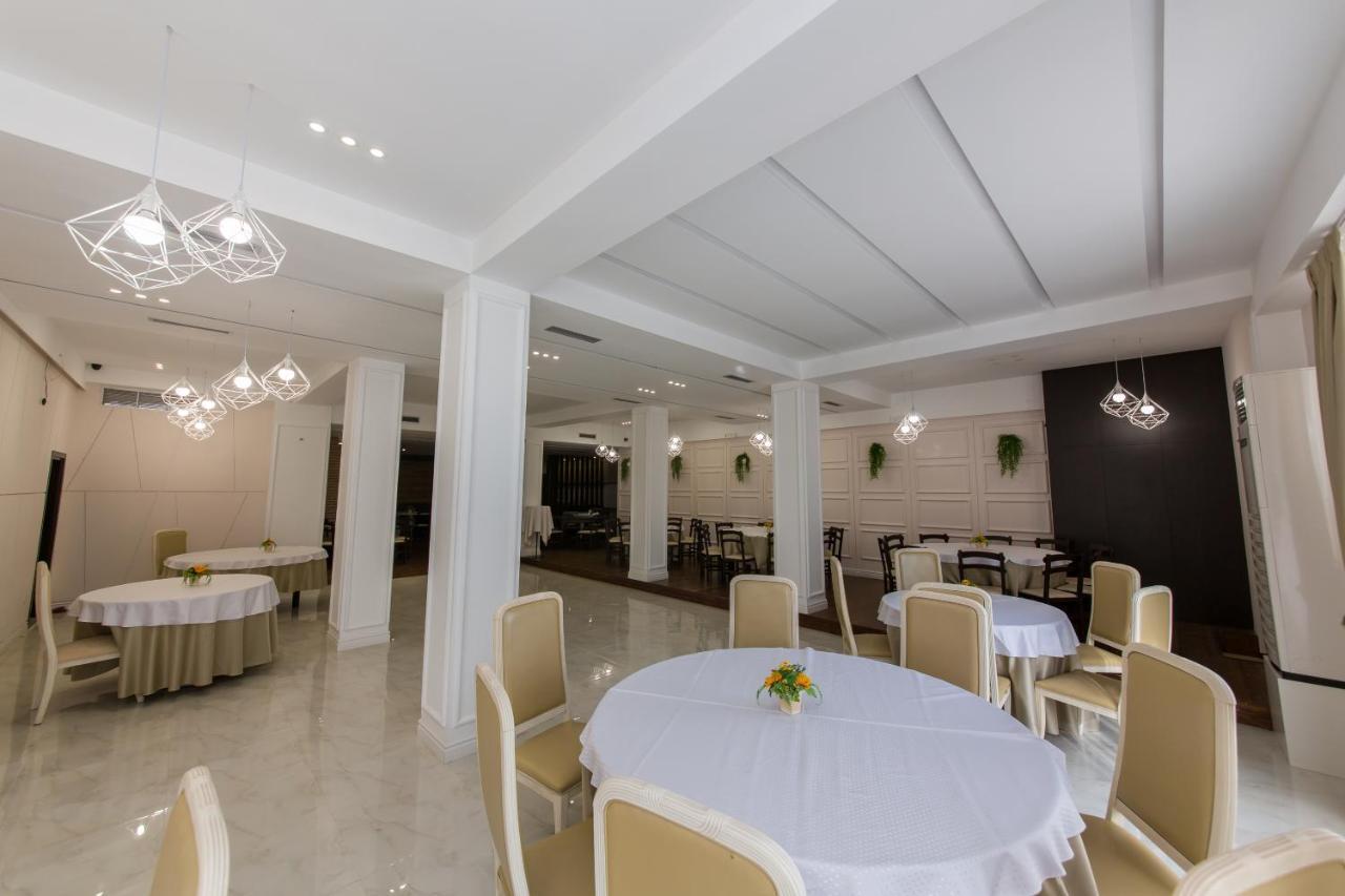 Hotel Denver Tirana Zewnętrze zdjęcie