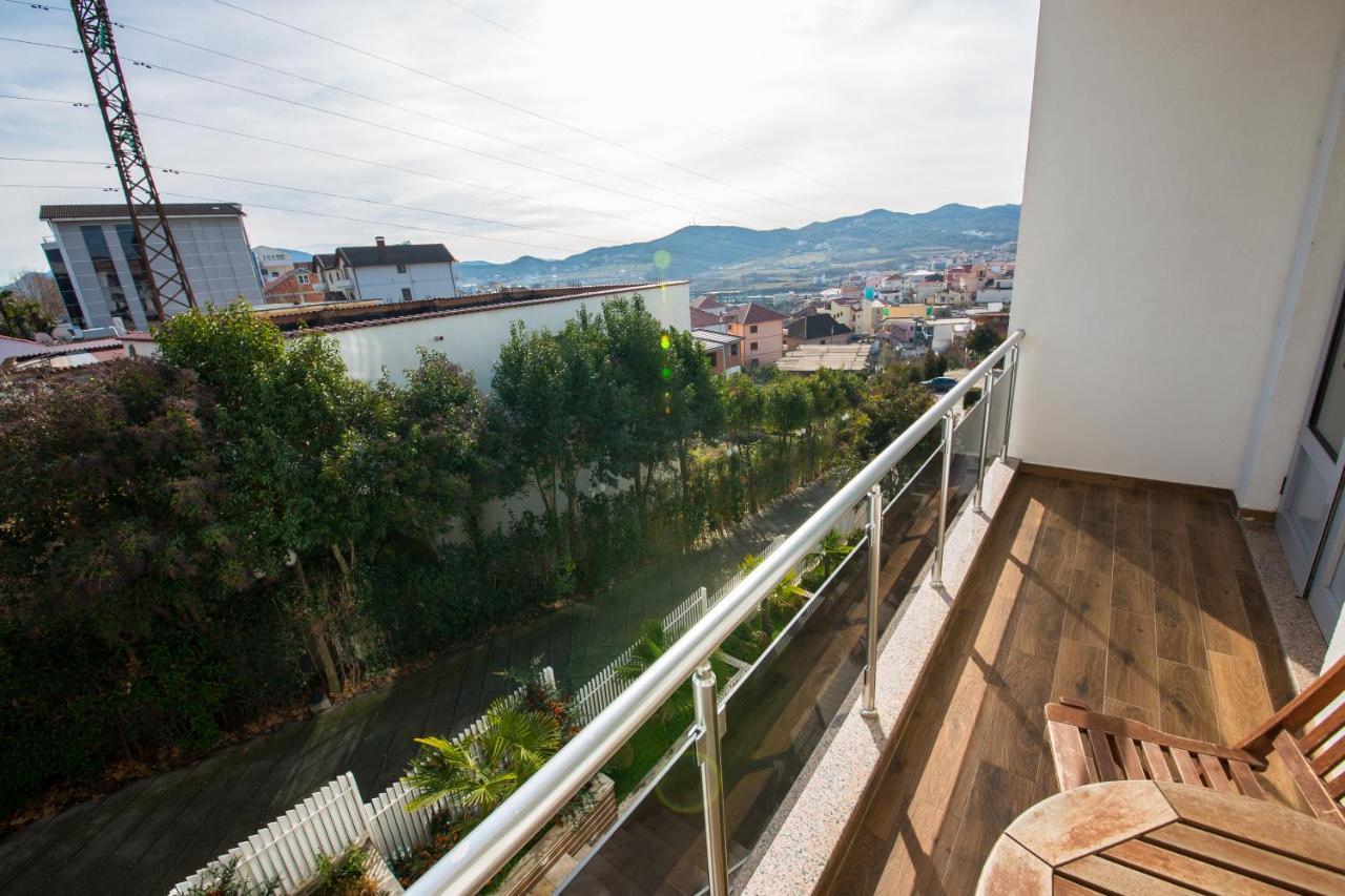 Hotel Denver Tirana Zewnętrze zdjęcie